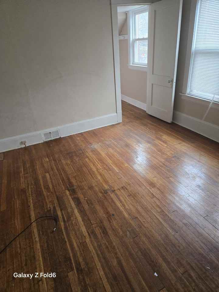 1846 Mannering Rd #DOWN - Photo 3 of 8