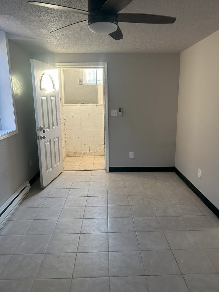 613 N Franklin Ave #4 - Photo 6 of 15
