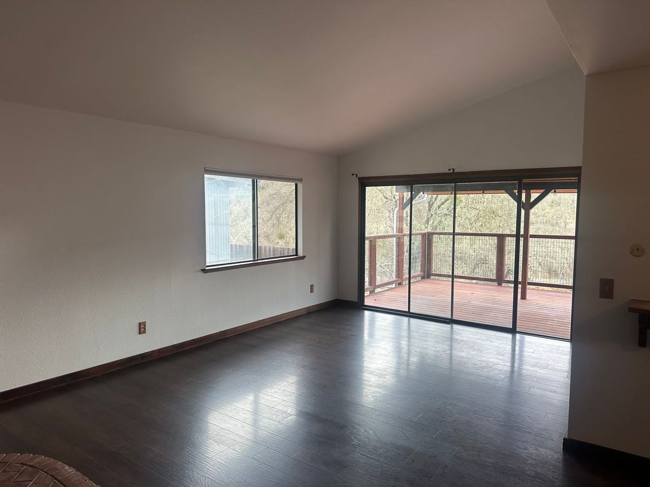 5109 Bluebird Ln - Photo 2 of 13