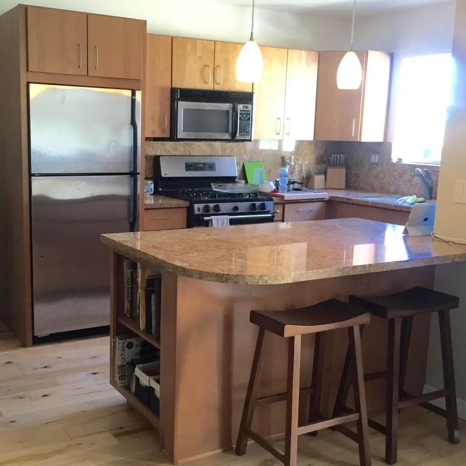 837 10th Street #9 - Photo 5 of 9