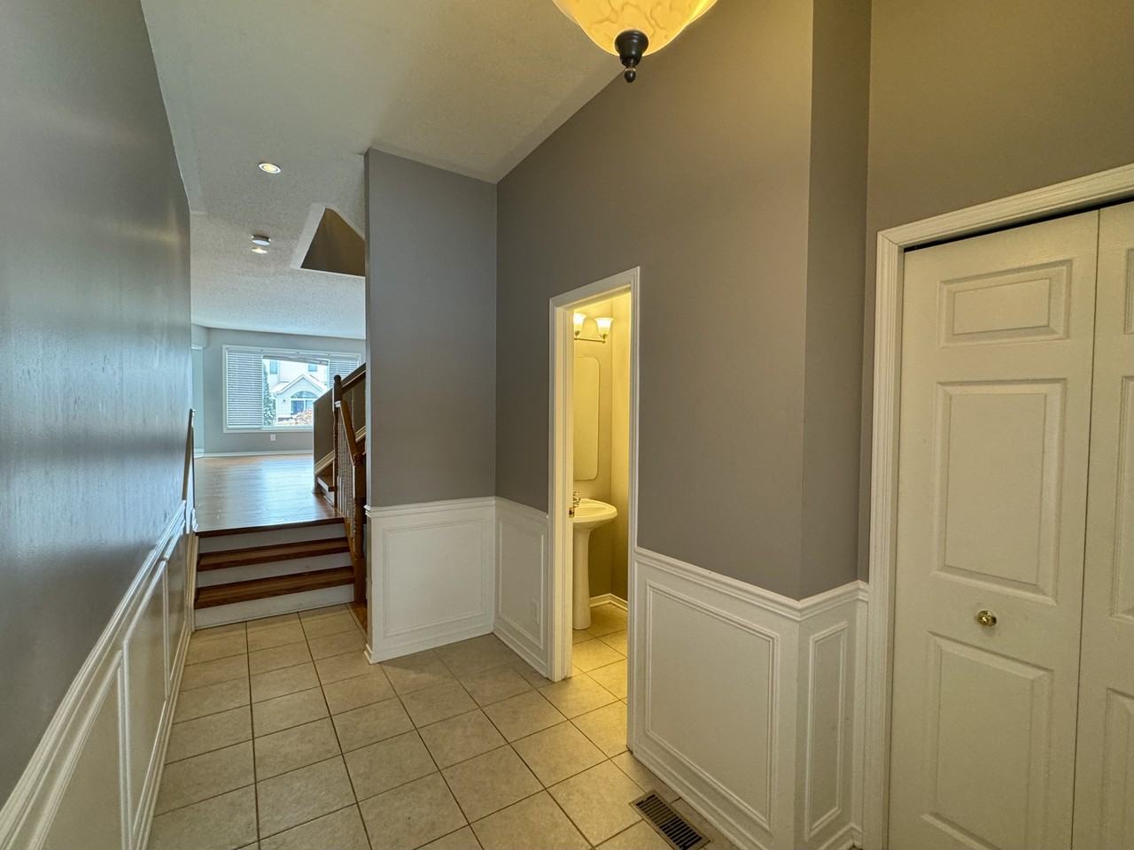 10 Landover Cres #1 - Photo 3 of 16