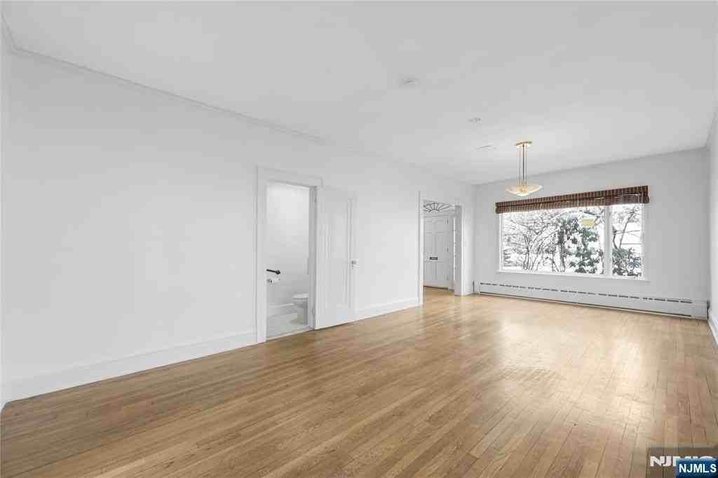 115 Jones Rd - Photo 7 of 28