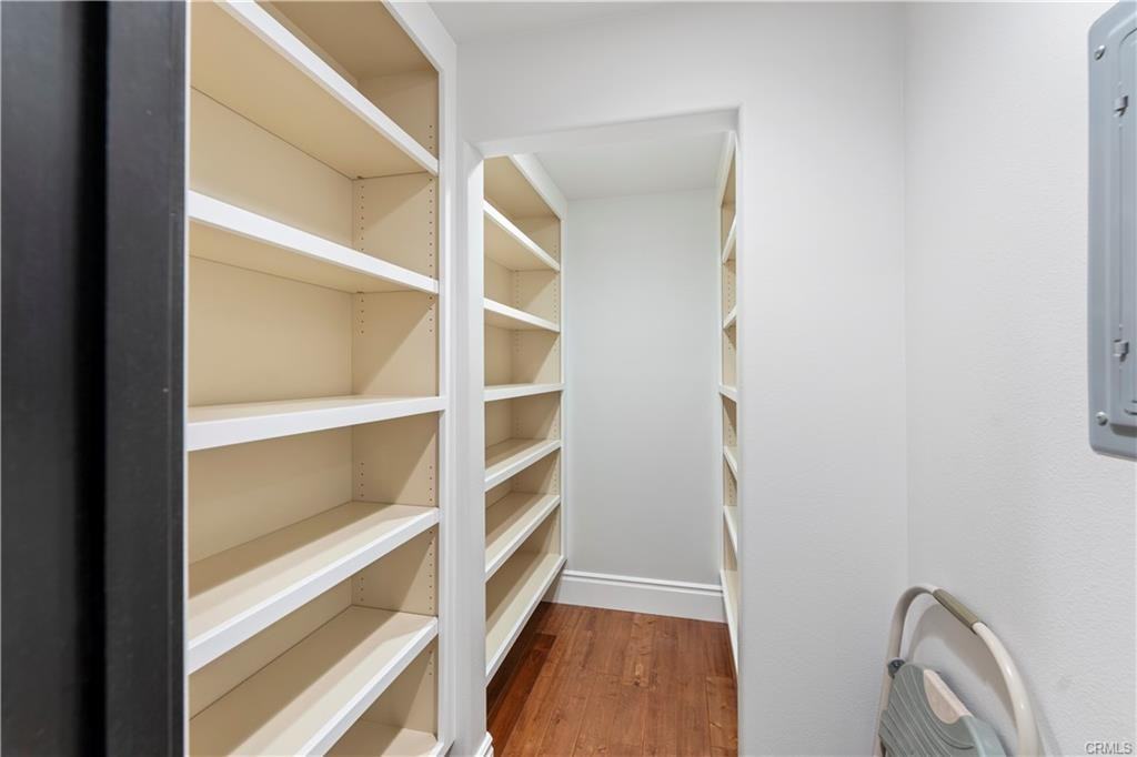 202 Amethyst Ave - Photo 2 of 8