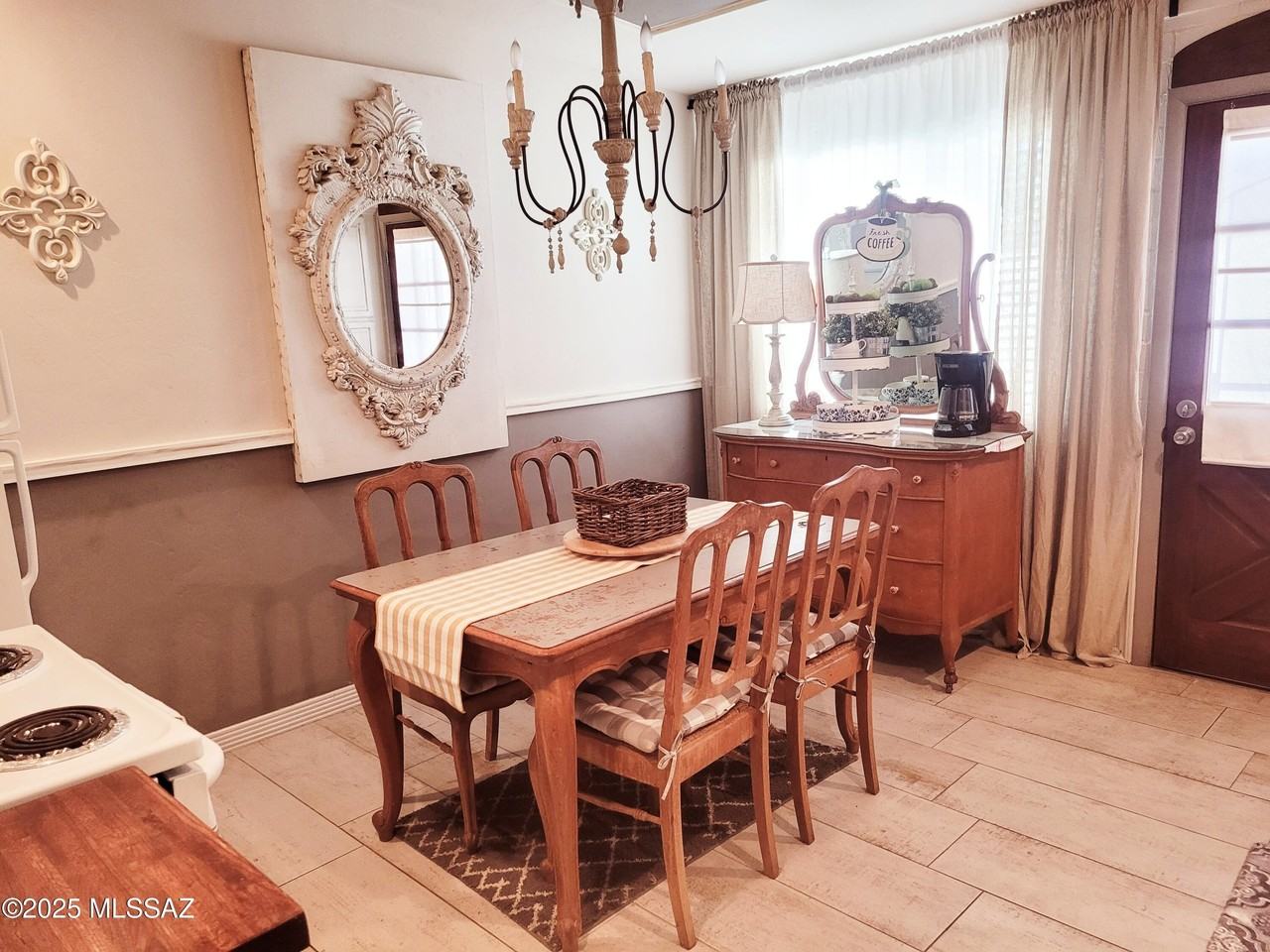 2116 North Catalina Avenue - Photo 2 of 12