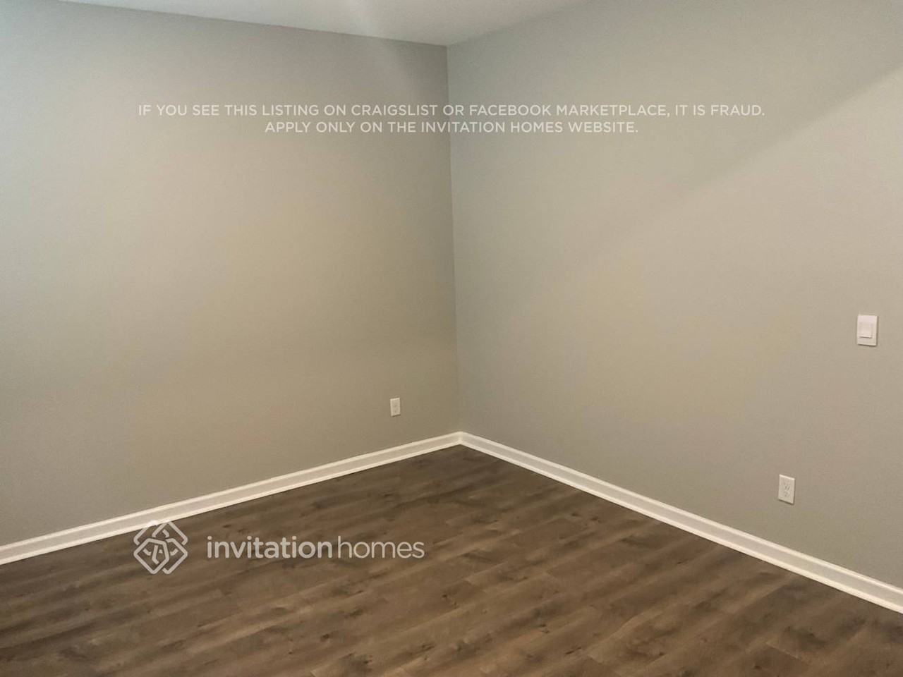 1077 Barry Baker Ln - Photo 3 of 20