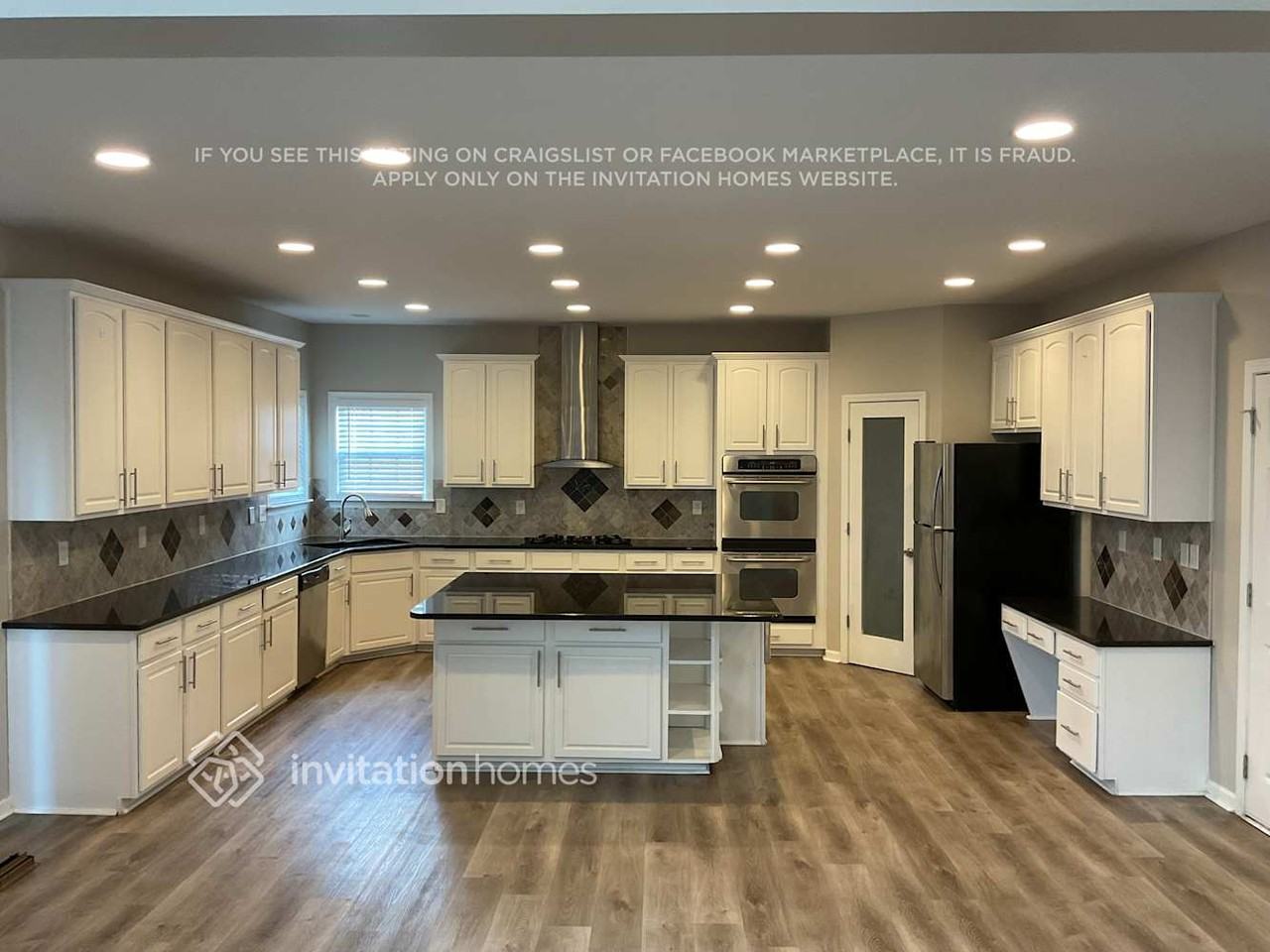 1705 Hingham Cir - Photo 7 of 16