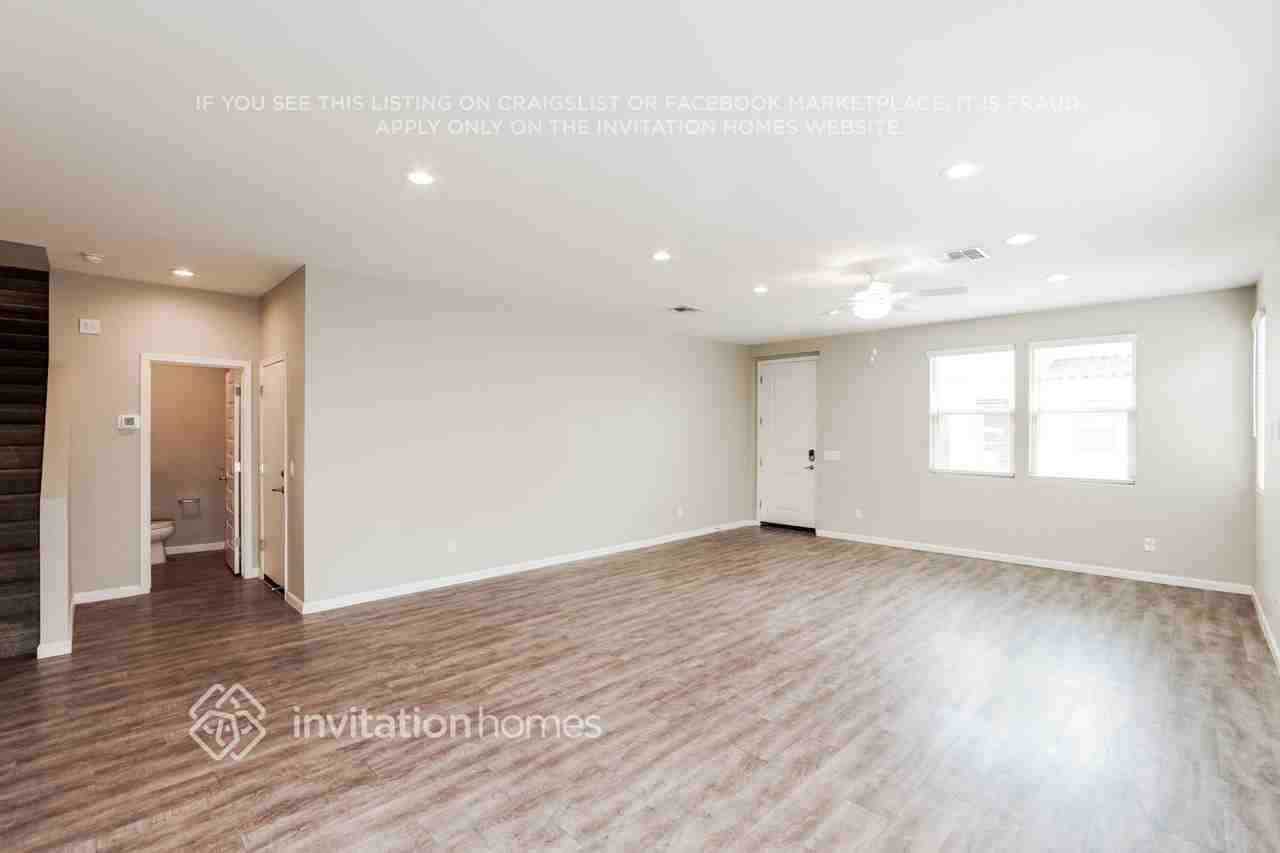18993 W Pasadena Ave - Photo 6 of 27