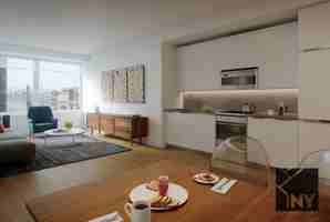 featured image of Water St & Fletcher St #2006