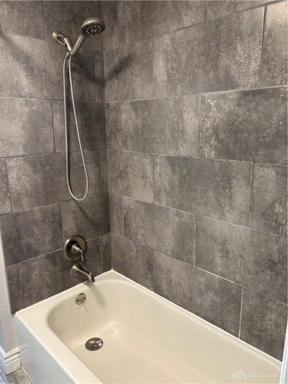 7721 Sharsted Cir - Photo 6 of 14