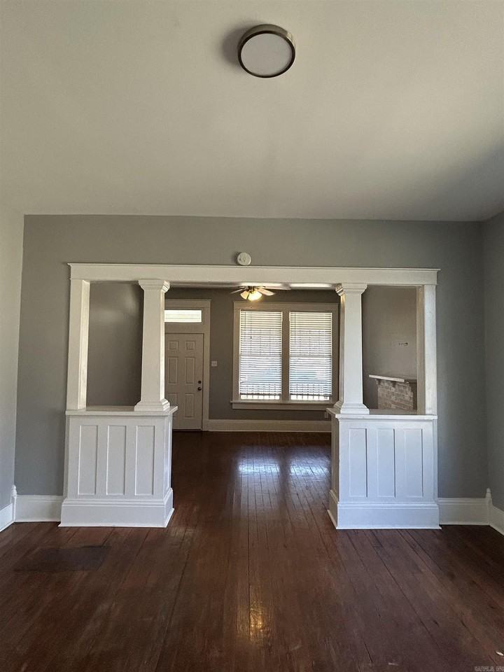 1601 Hanger St Unit A - Photo 5 of 14