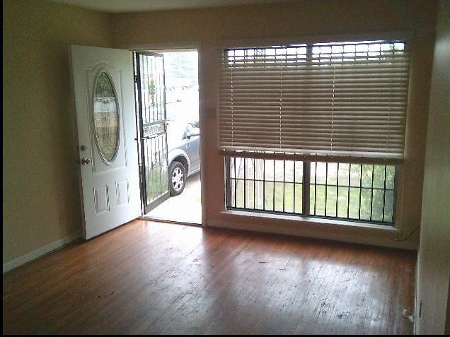 6612 W 32nd St - Photo 2 of 10