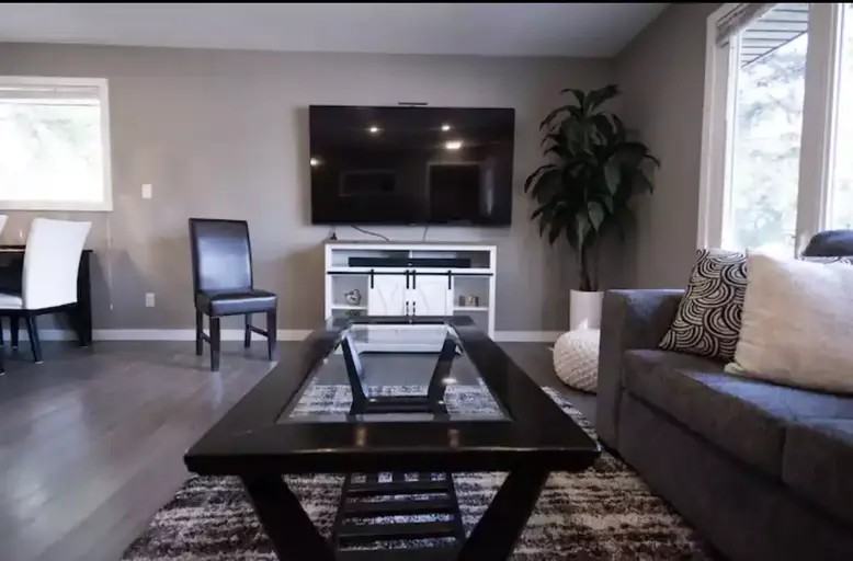 157 Maurice Dr - Photo 3 of 28