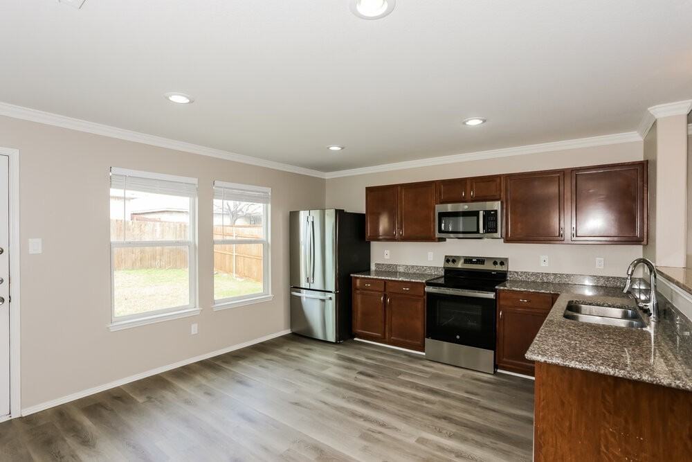 10321 Fossil Valley Dr - Photo 6 of 14