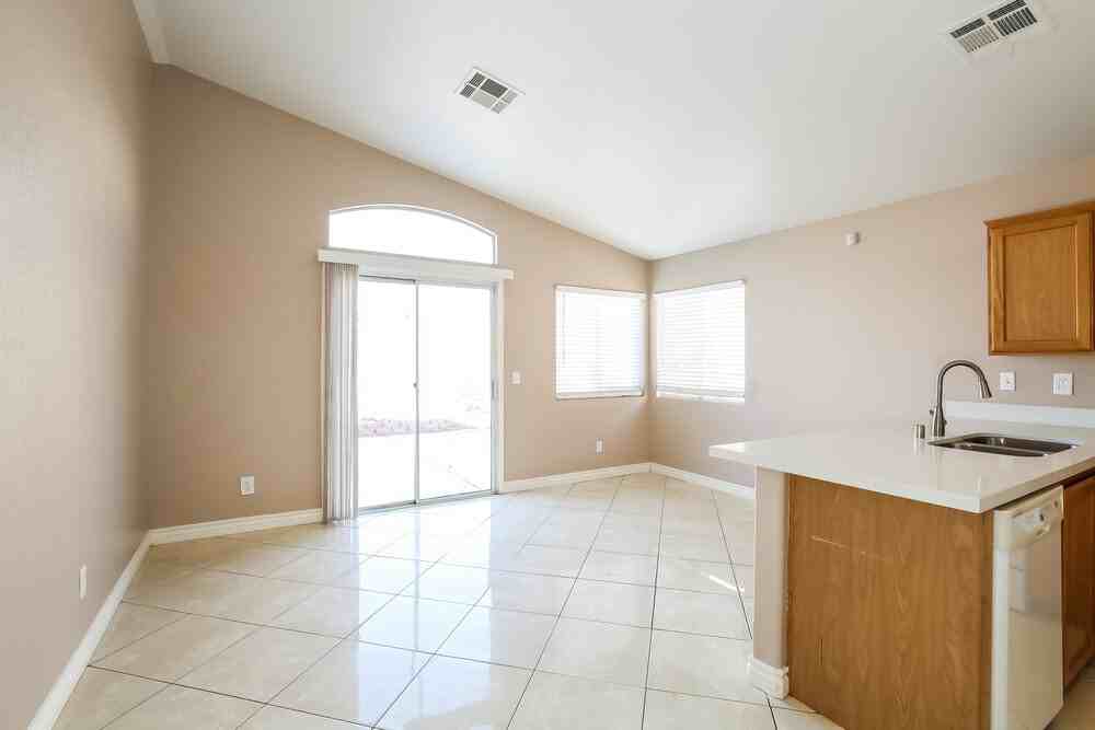 6620 Trout Peak Way - Photo 6 of 16