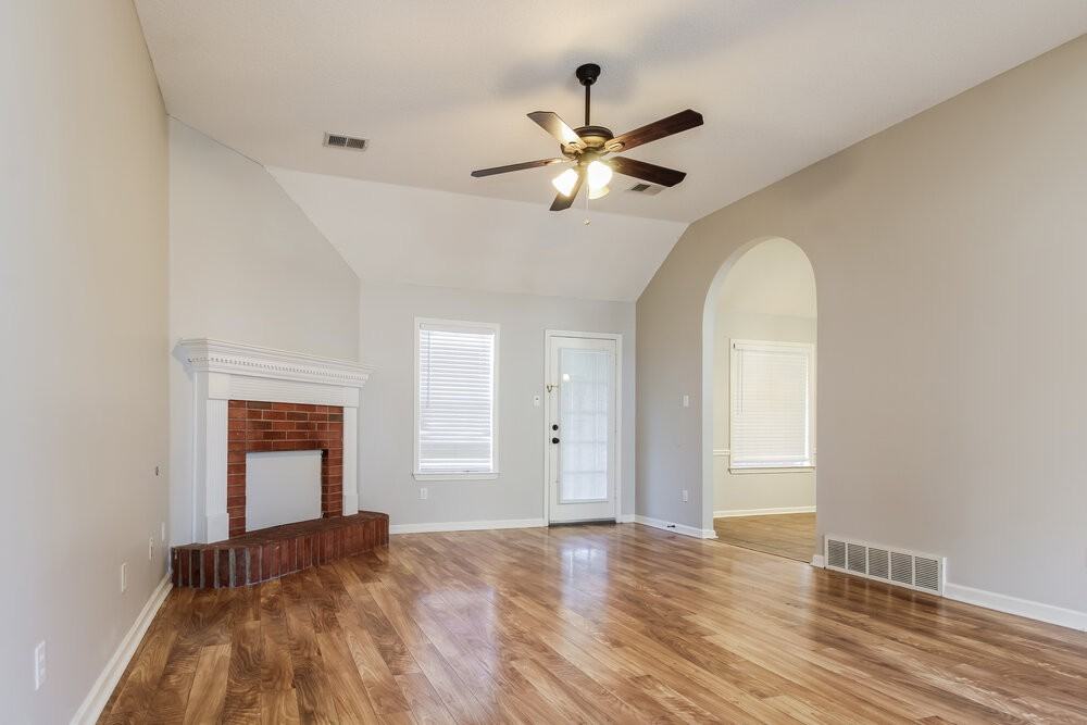 4678 Shadow Wick Ln - Photo 6 of 15