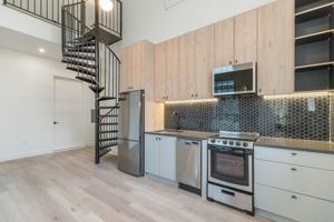 featured image of 575 Whitney Avenue