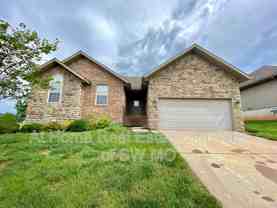 5221 E Blaine St - Photo 1 of 1