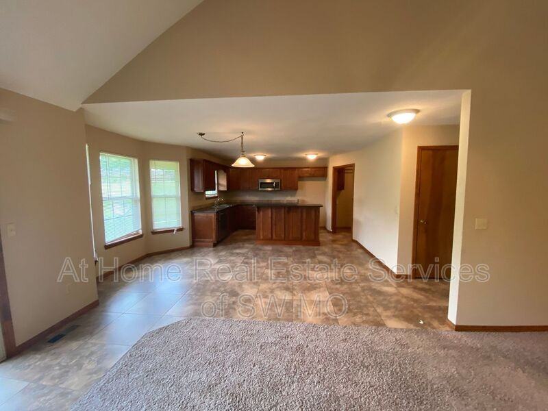 5221 E Blaine St - Photo 3 of 13