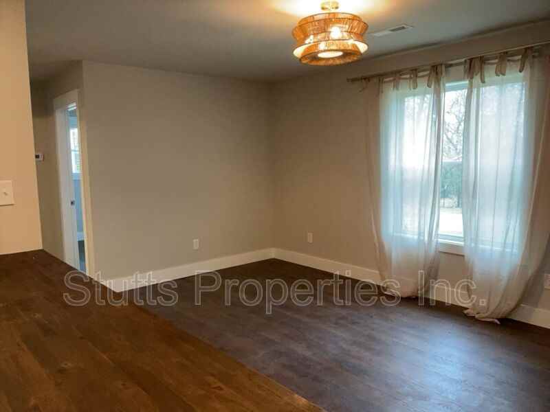 635 Rivermont Rd - Photo 3 of 12