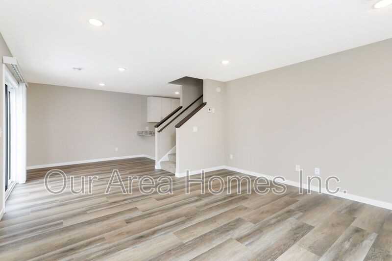 6020 Manchester Ave Ne - Photo 4 of 23