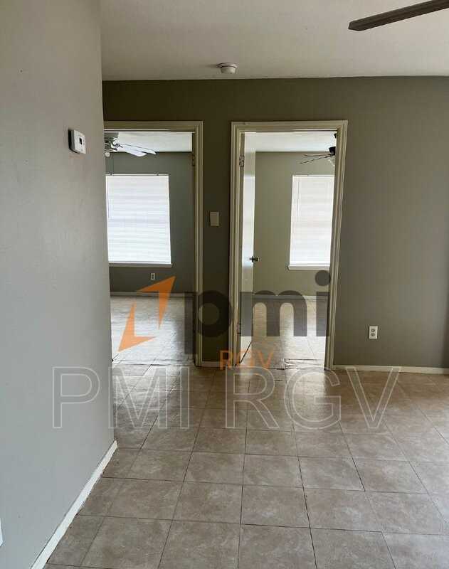 1801 Washington Ave #8 - Photo 3 of 10