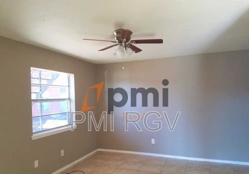 1801 Washington Ave #8 - Photo 6 of 10