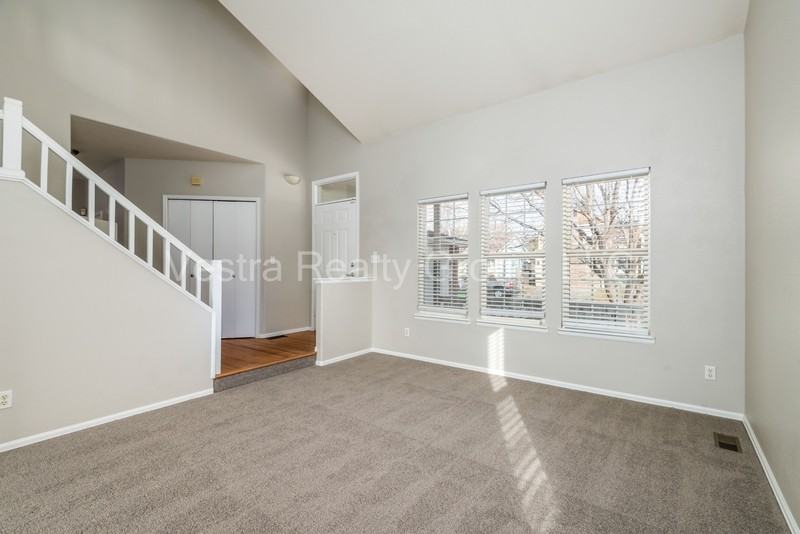 5193 S Liverpool Way - Photo 5 of 31