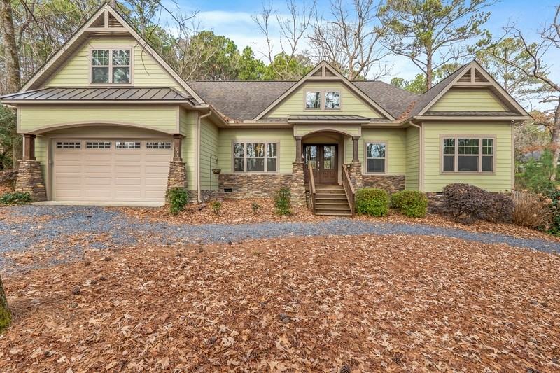 208 Rob Roy Rd - Photo 2 of 36