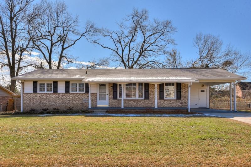 1709 Forest Creek Rd - Photo 2 of 37