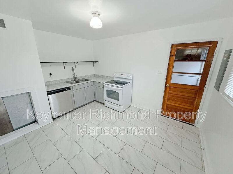 2616 N Skipwith Rd - Photo 7 of 9