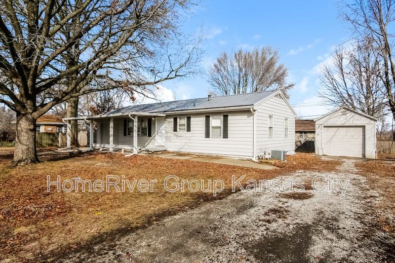 416 Washington St - Photo 3 of 21