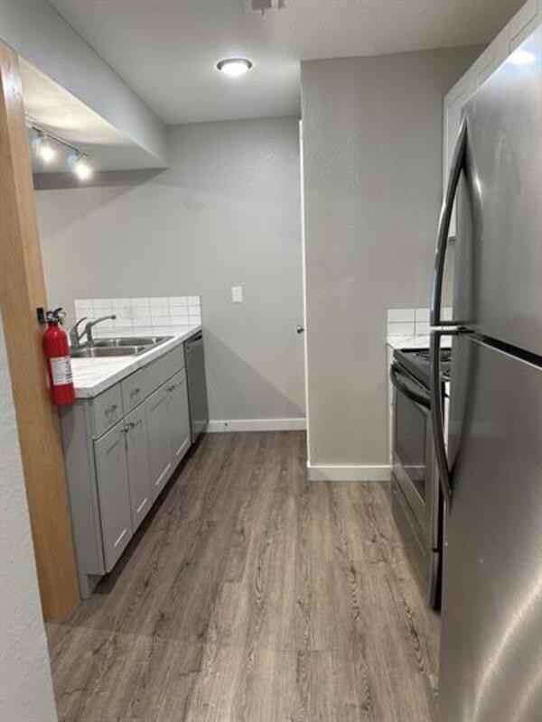 1311 Tennessee St - Photo 3 of 13