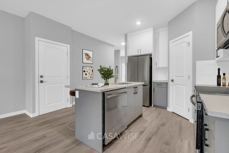 11329 126 St Nw #MAIN - Photo 2 of 29