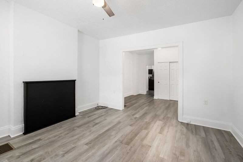 848 Carpenter St - Photo 2 of 22