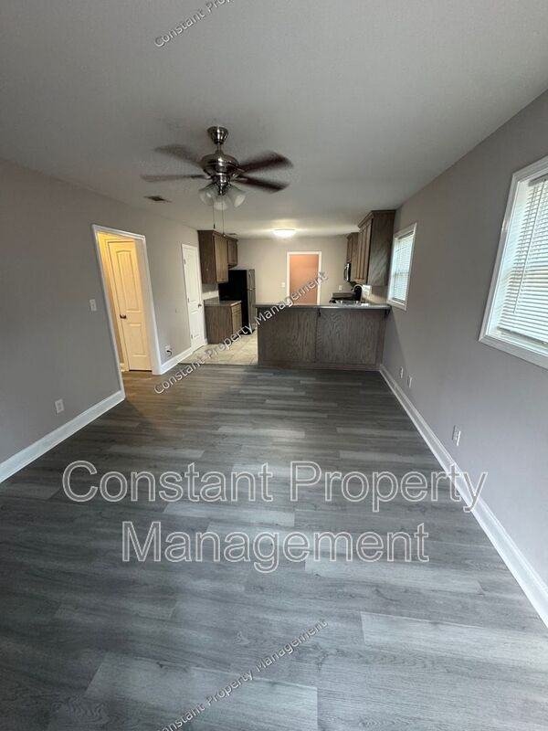125 Garrison Rd - Photo 3 of 16