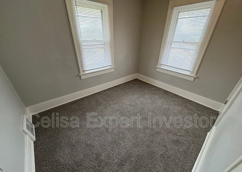 4133 Buell Dr - Photo 6 of 8