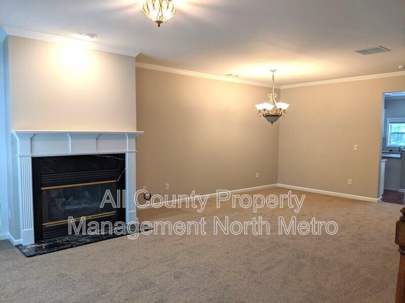 1207 Waters Edge Trl - Photo 5 of 13