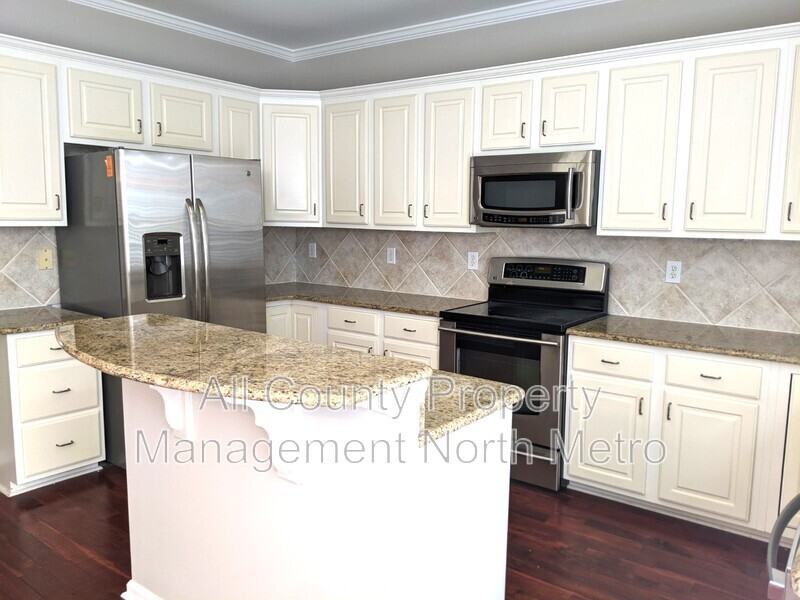 1207 Waters Edge Trl - Photo 6 of 13