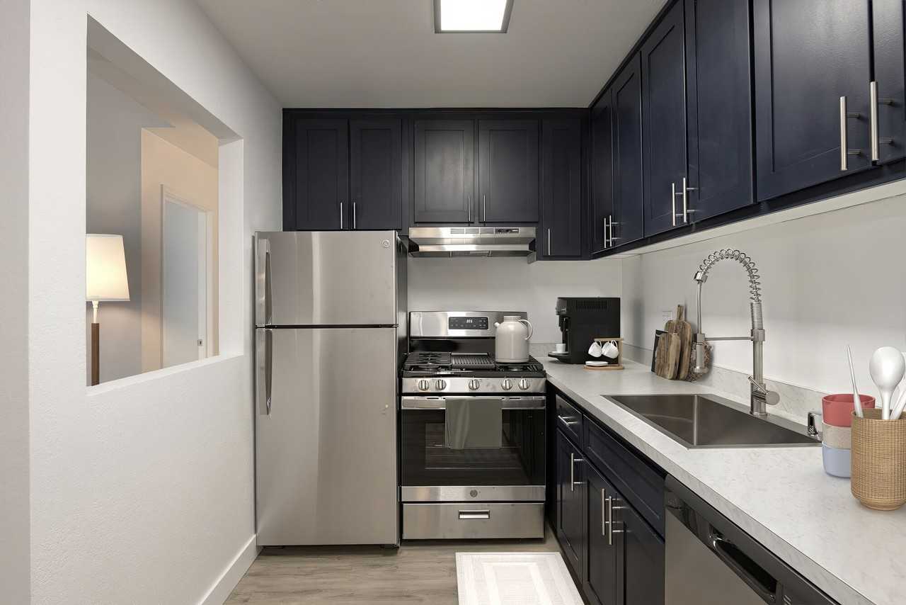 The Fairmont - Photo 6 of 17