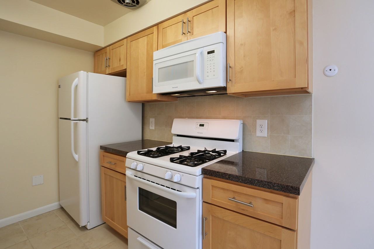 The Ridge Apartments - Photo 2 of 20