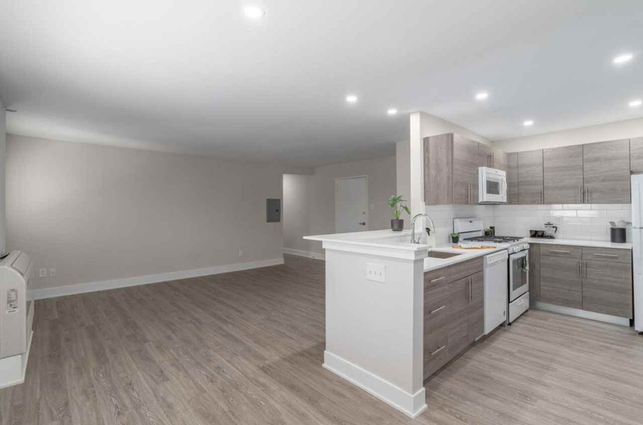 The Ridge Apartments - Photo 3 of 20