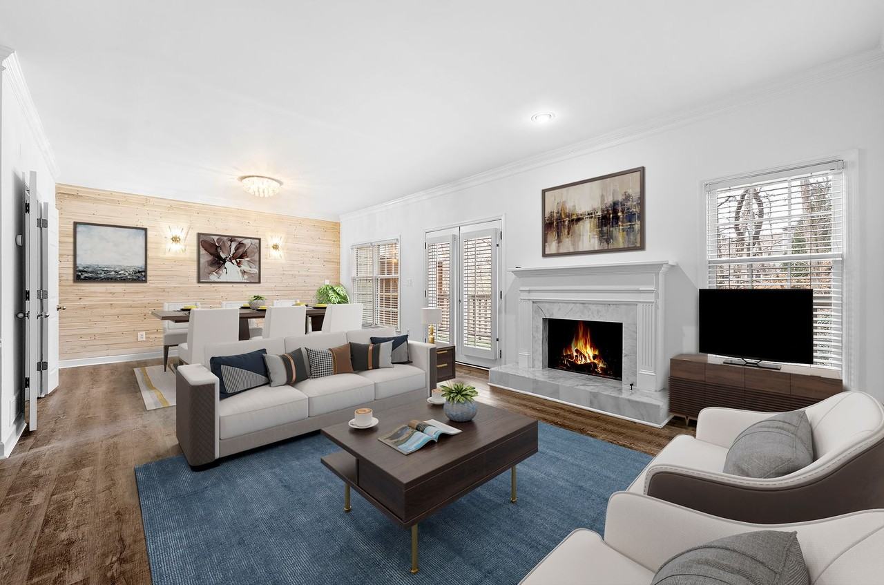 407 Bridle Path - Photo 2 of 17