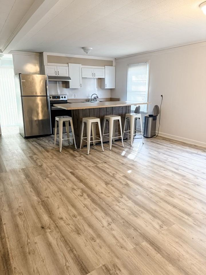 117 New Bern Ave - Photo 2 of 13