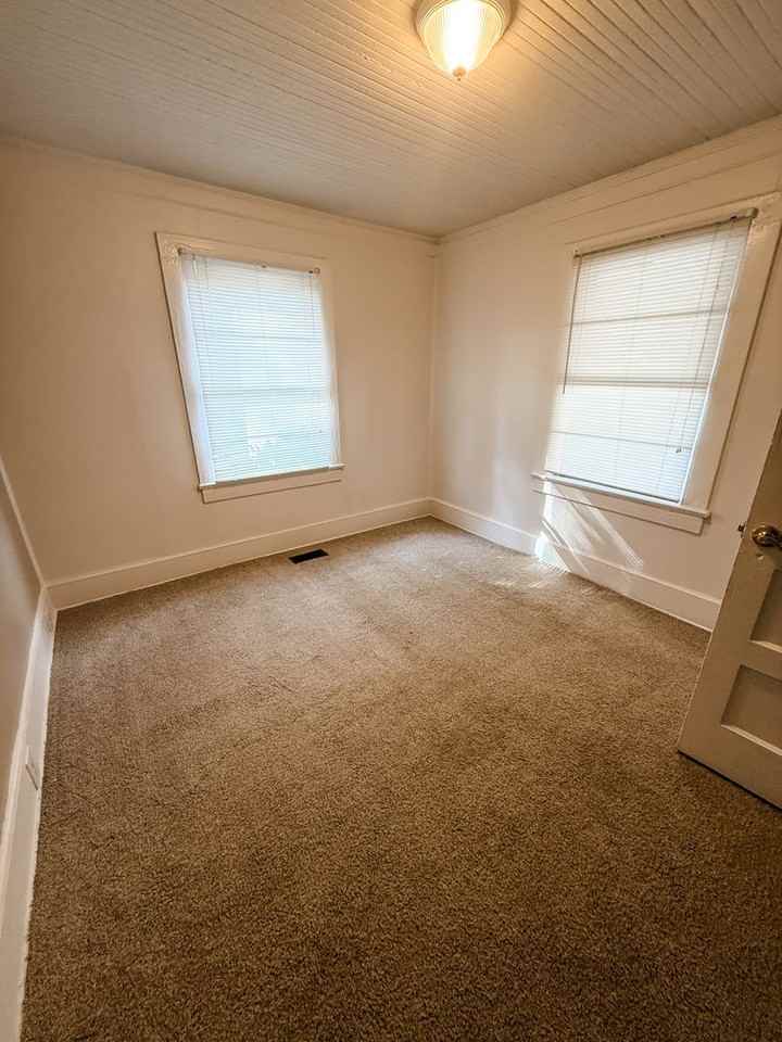 117 New Bern Ave - Photo 3 of 13