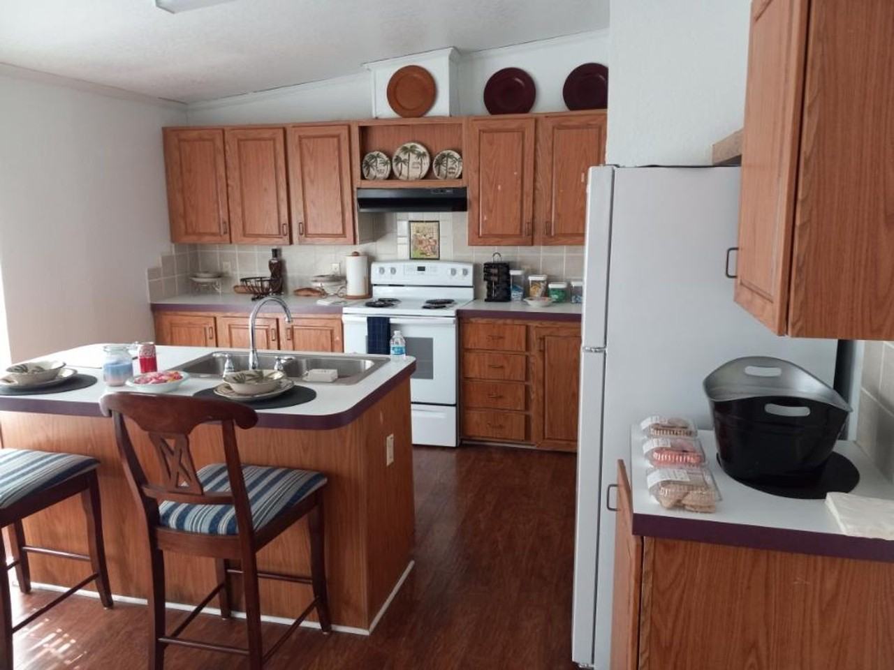 5804 Nw 185th St - Photo 2 of 12