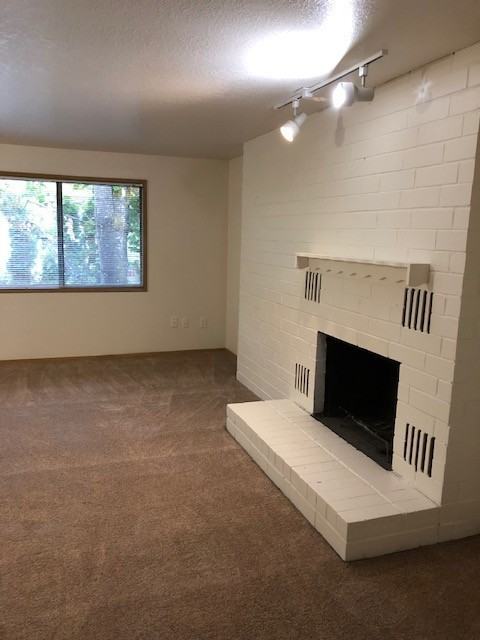 Hidden Pines Apartments - Photo 3 of 50