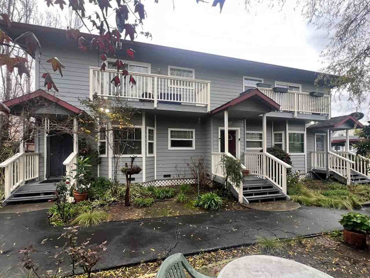 2660 Pine St - Photo 2 of 15