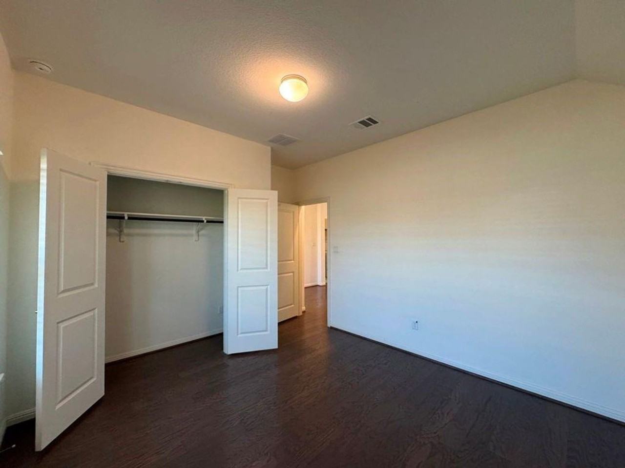 1425 Morning View Rd - Photo 6 of 40