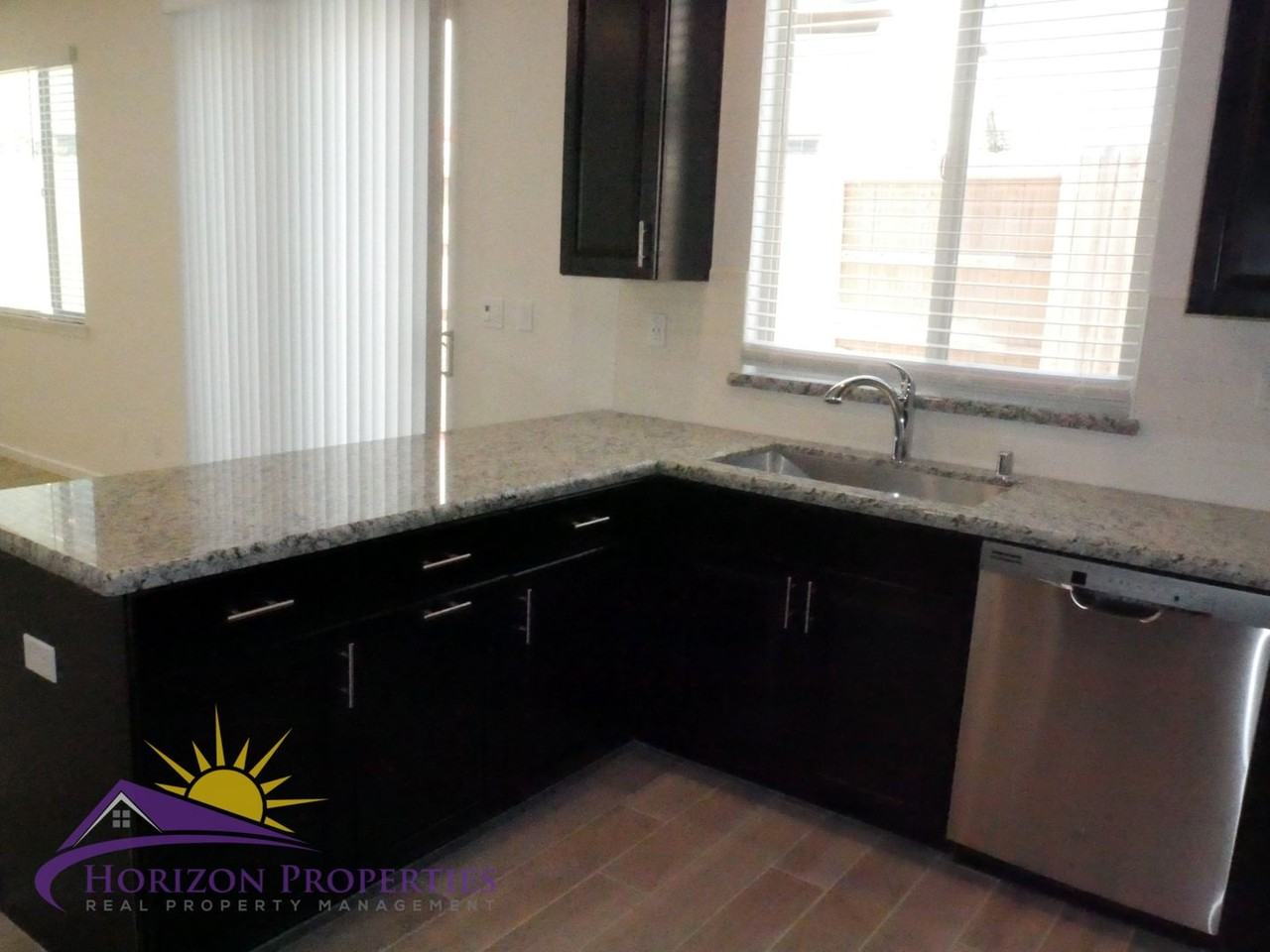 12545 Kenne Dr - Photo 7 of 24