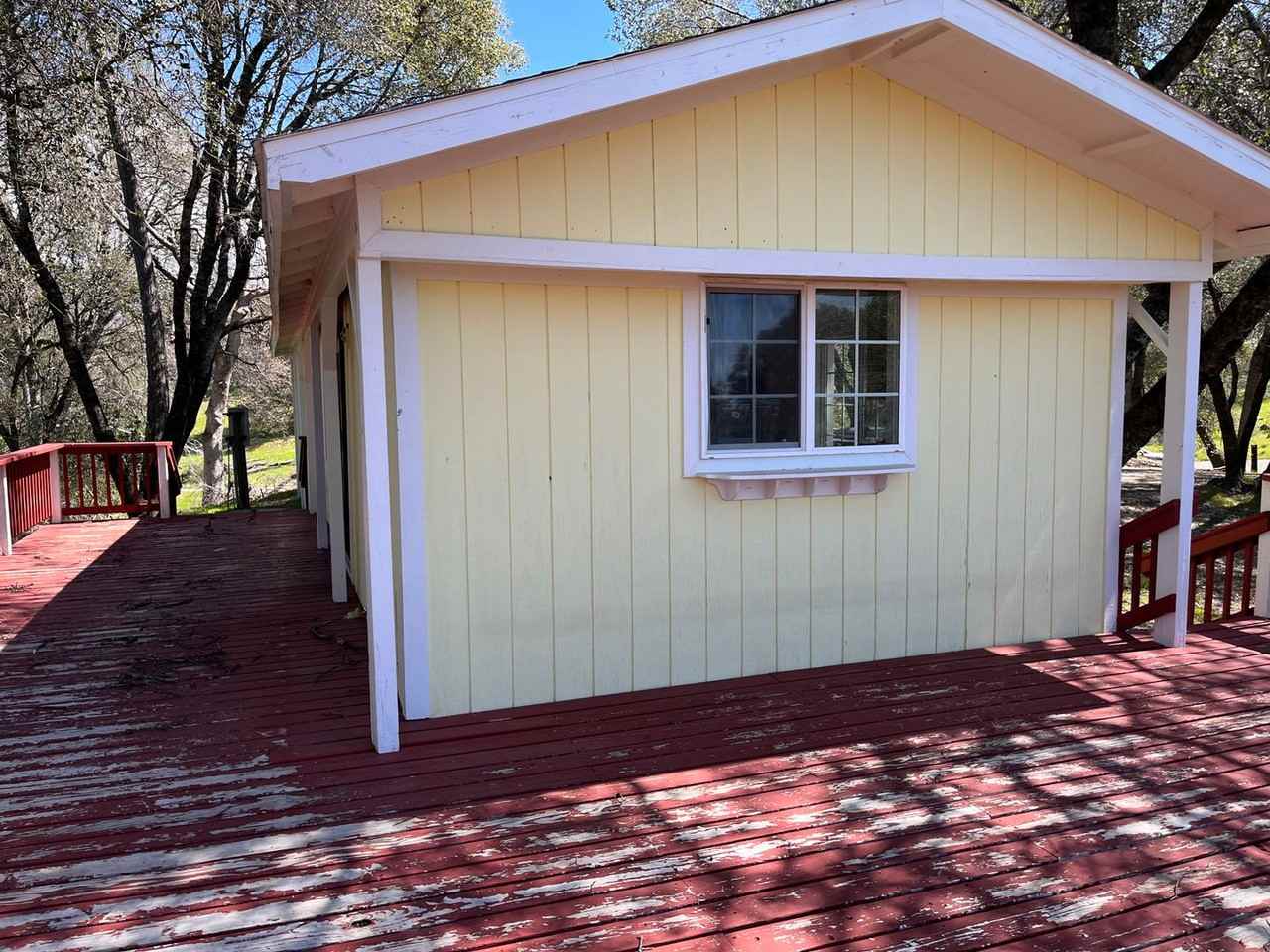 4889 Hirsch Rd - Photo 2 of 5